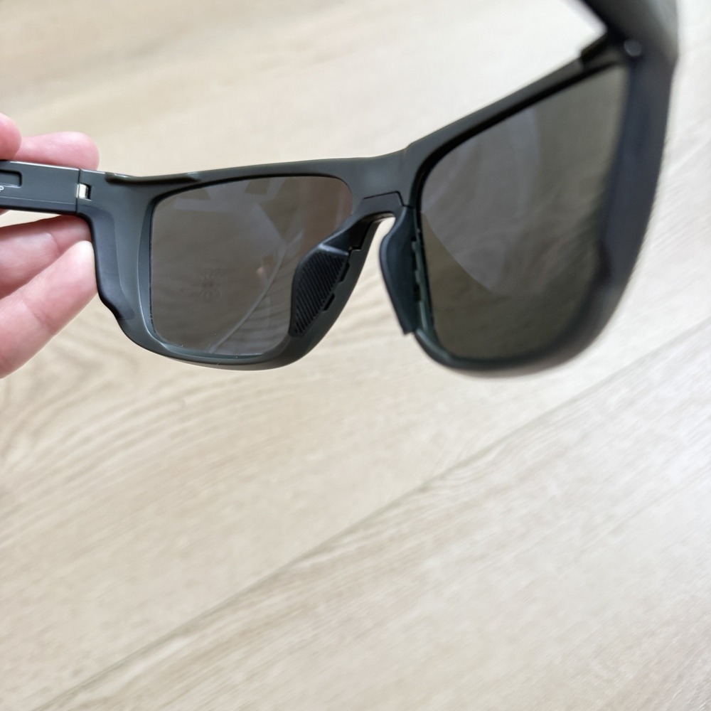 Costa Del Mar Ferg XL Sunglasses Matte Black 580G Gray Polarized Glass 6S9012 - Picture 9 of 9